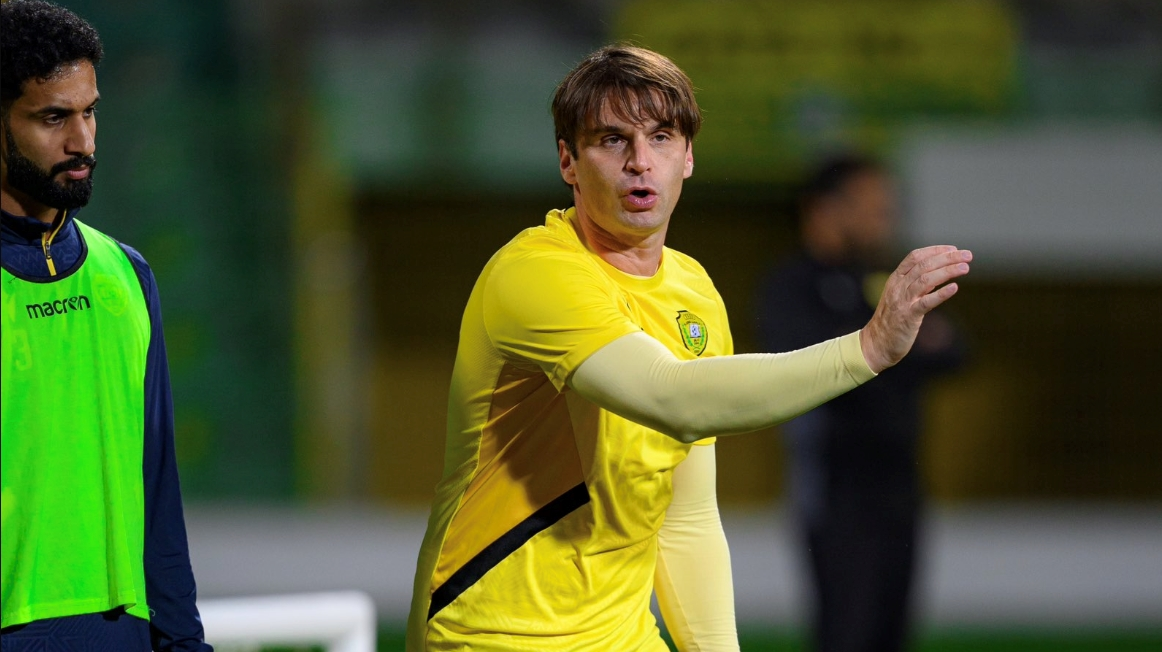 ميلوش: بعد مباراة الوصل والشارقة سأغلق هاتفي لمدة 7 أيام