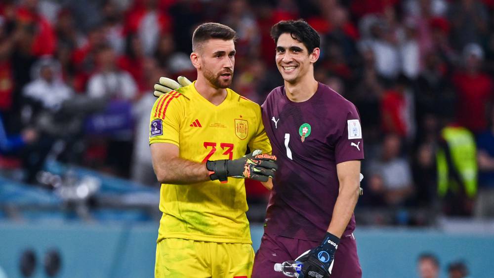 أوناي سيمون وياسين بونو