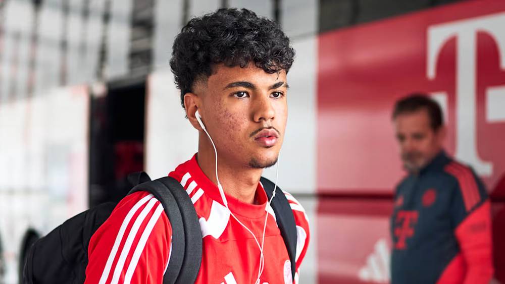 المغربي آدم أزنو