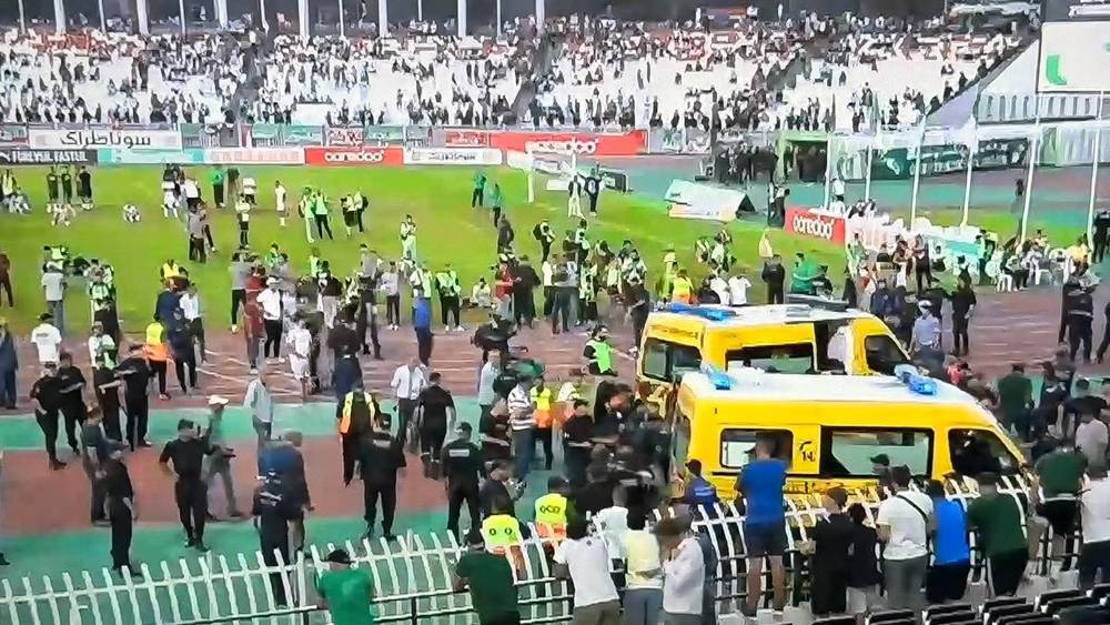 حادث سقوط جماهير مولودية الجزائر في ملعب 5 جويلية
