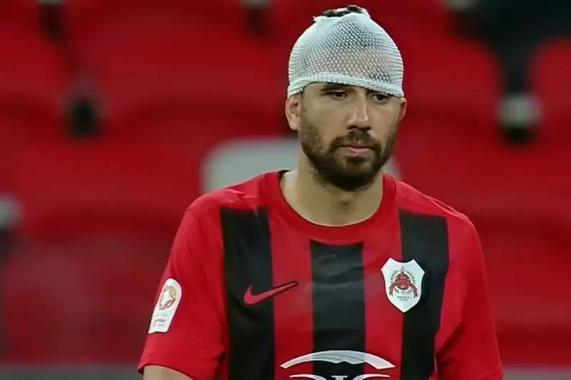 إصابة تريزيجيه في الجولة الأخيرة من الدوري القطري