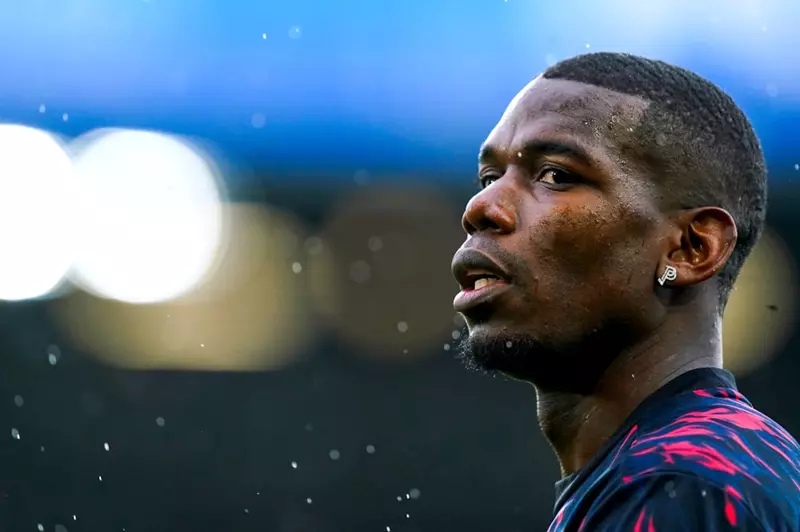 "الإعلان الرسمي اليوم".. رومانو: بوجبا وقع لنادي موناكو