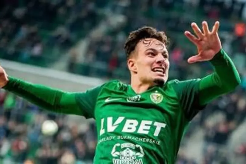 شلاسك البولندي ليلا كورة: الأهلي لم يقدم لنا عرضًا للتعاقد مع أسد الحملاوي