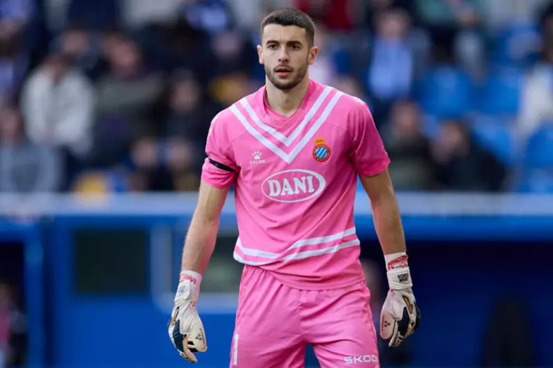 بالشرط الجزائي.. سبورت: برشلونة يوقع مع خوان جارسيا الأربعاء