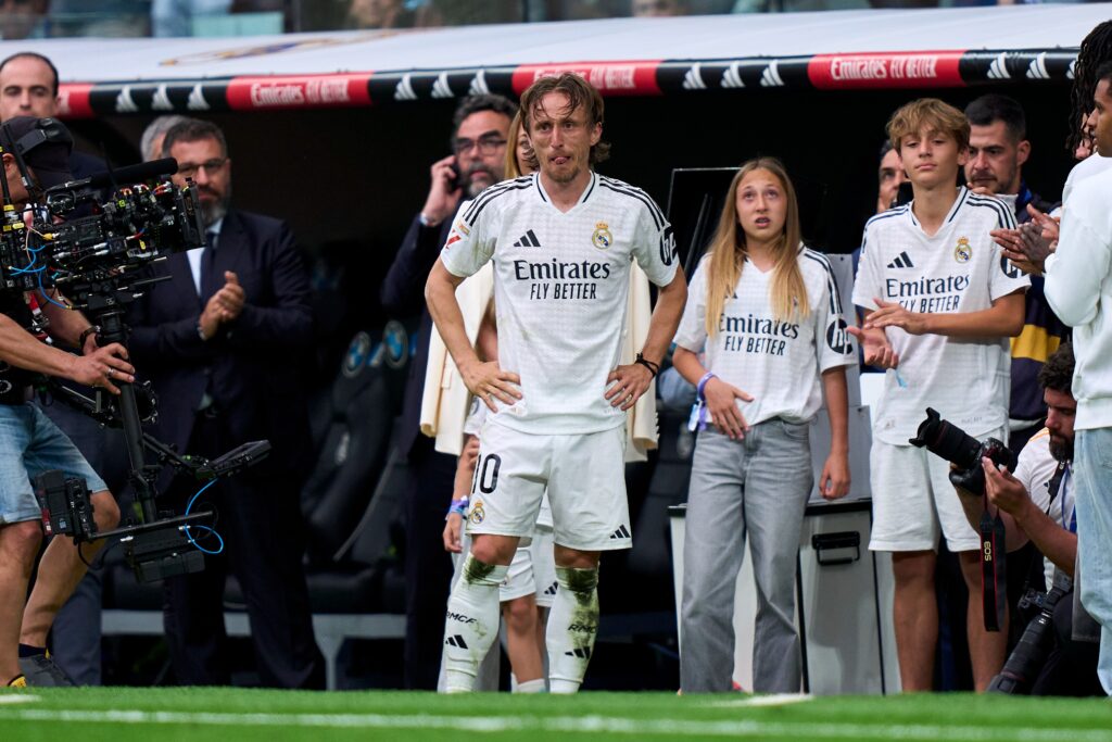 المايسترو مودريتش في حسابات ميلان.. الحلم ممكن