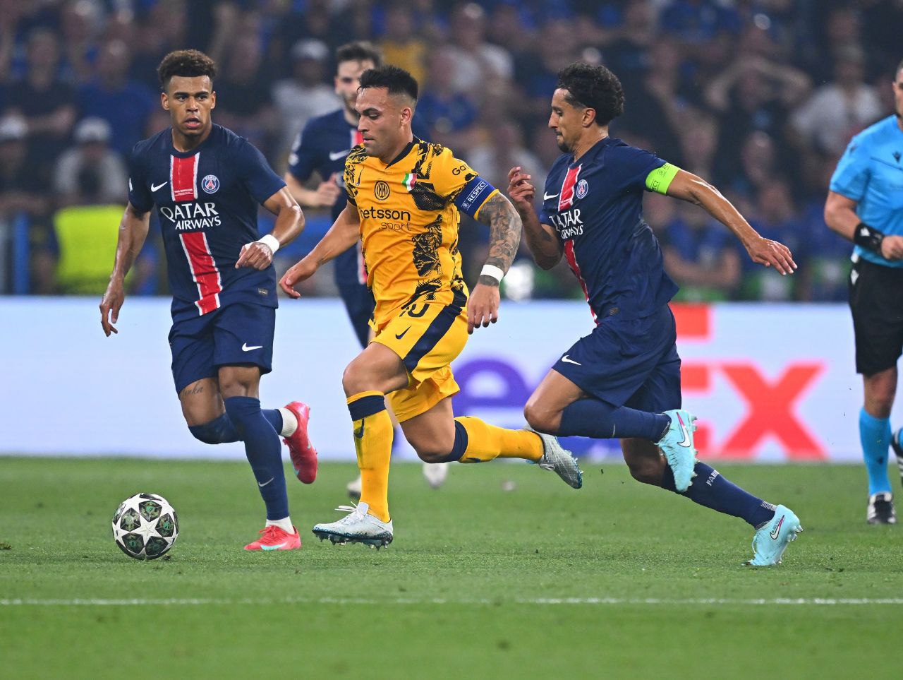 التاريخ يعيد نفسه.. أليانز أرينا يدق المسمار الأخير في نعش الثلاثية