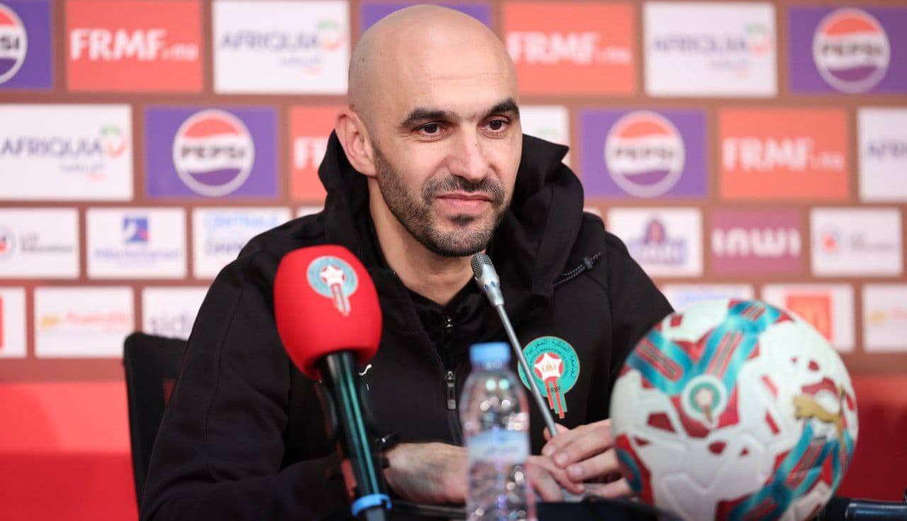 الركراكي يضع معايير صارمة استعدادًا لكأس أمم إفريقيا 2025