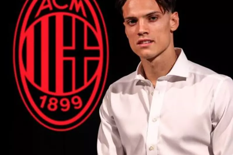 رسميًا.. ميلان يعلن التعاقد مع صامويل ريتشي