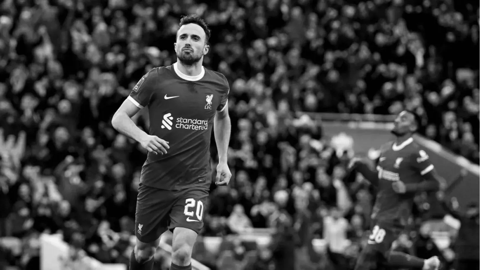 الاتحاد الإنجليزي يُكرم ديوجو جوتا خلال مواجهة الدرع الخيرية