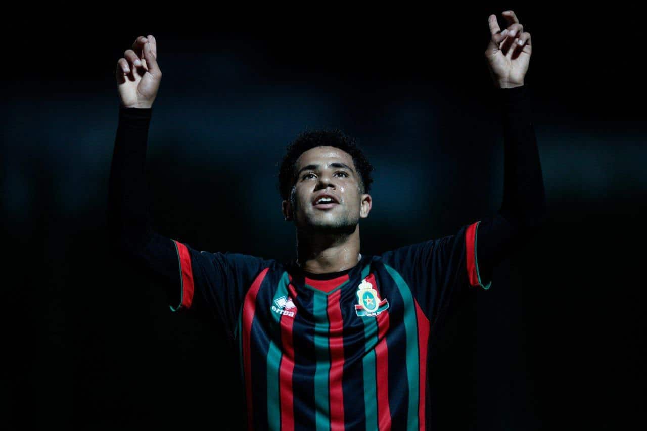 الجيش الملكي يرفض استعارة رضا سليم ويتمسك بشراء عقده نهائيًا